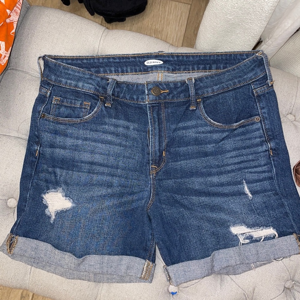 5’ blue jean shorts